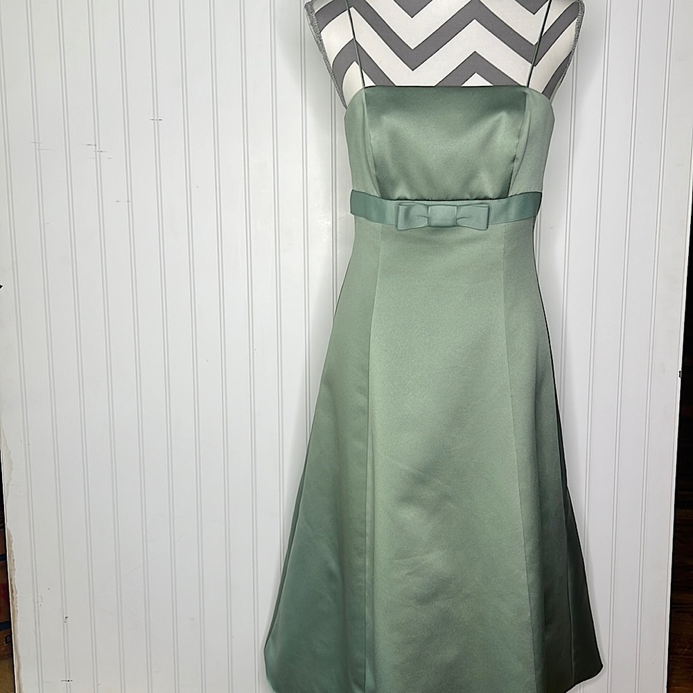 David’s Bridal Bridesmaid Dress Size 2